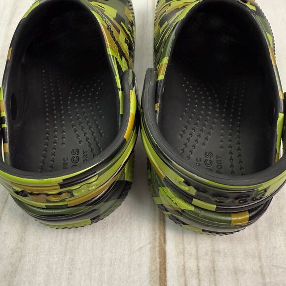 boys classic crocs digi camo sandals 9C - Picture 4 of 4